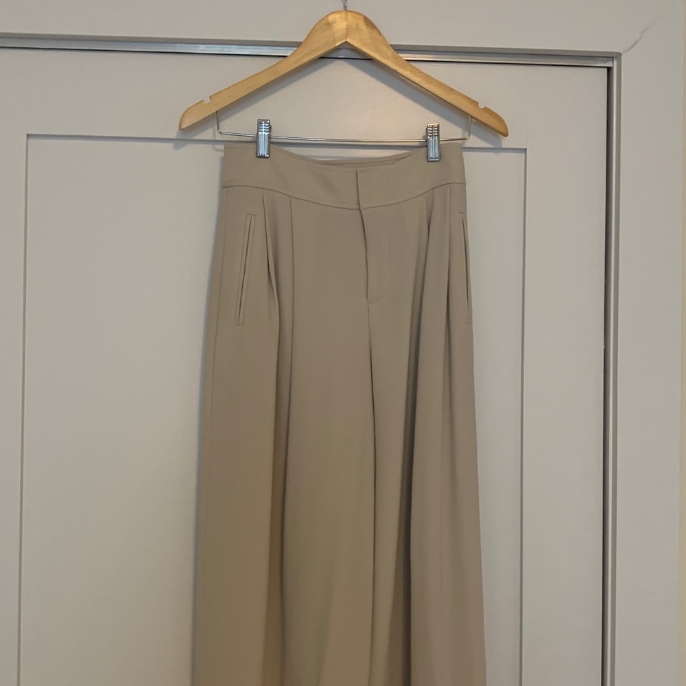 Pleated culottes